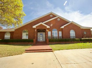 504 Oak Glen Dr, Big Spring, TX 79720