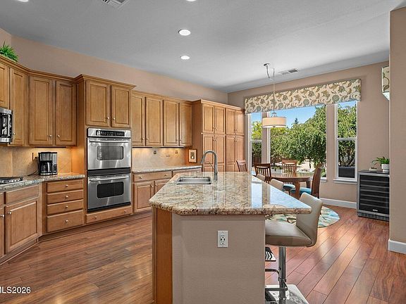 5th image of 355 Sunset Springs Ln