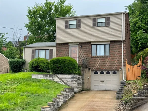 126 Preston Dr, Braddock, PA 15104