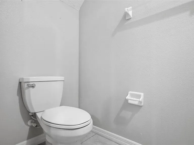 724 Royal Empress Dr — Photo 28