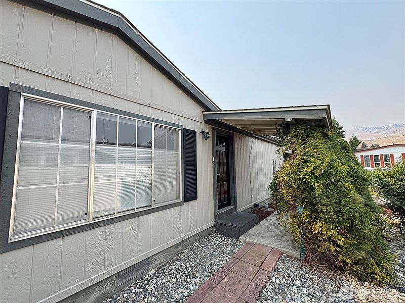 3rd image of 1137 Foothills Lane #19