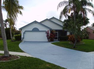5064 Rosen Blvd, Boynton Beach, FL 33472