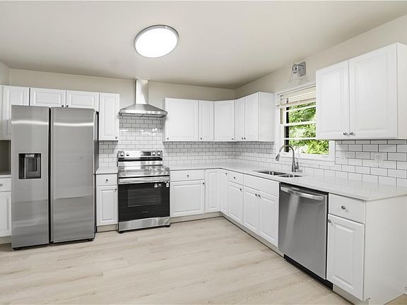 3rd image of 100 Rimel Ln
