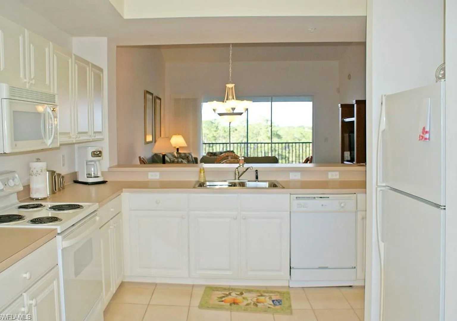 **Pelican Sound**2 Beds 2 Baths Furnished Seasonal Rental — Photo 1