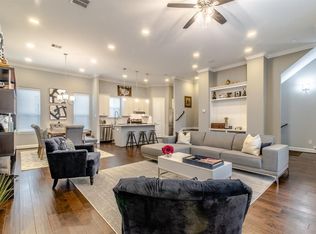 3304 Chenevert St, Houston, TX 77004