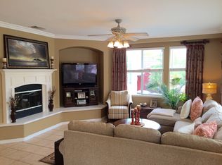 14418 Peach Hill Rd, Moorpark, CA 93021