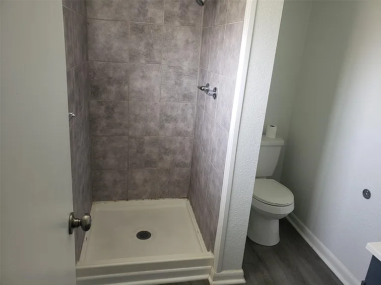 3818 Hamid Blvd — Photo 11