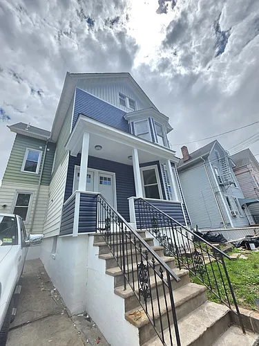 12 Delaware St #1 Photo 1