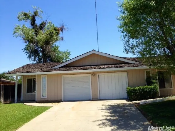 3013 Bluestar Ct, Rancho Cordova, CA 95670