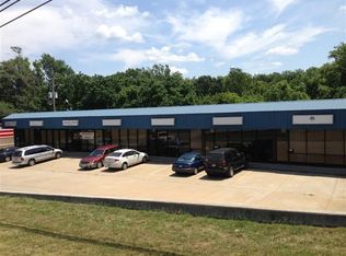 340 S 3rd St, Ozark, MO 65721