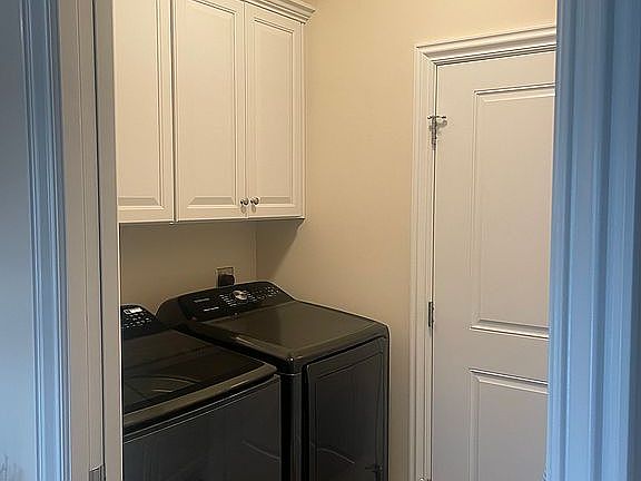 Laundry/mudroom