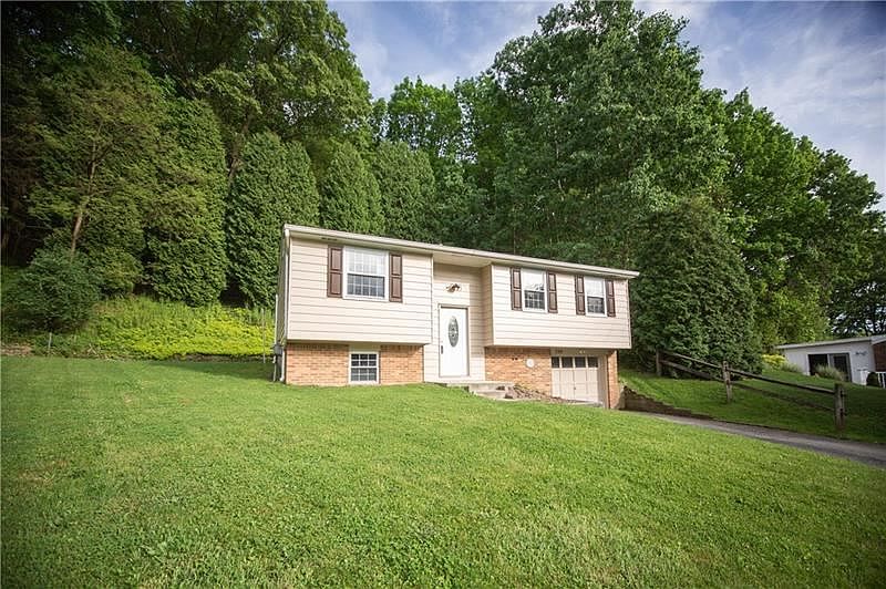 1st image of 236 Naugatuck Dr