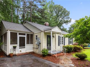 212 Hopkins Rd, Seneca, SC 29678