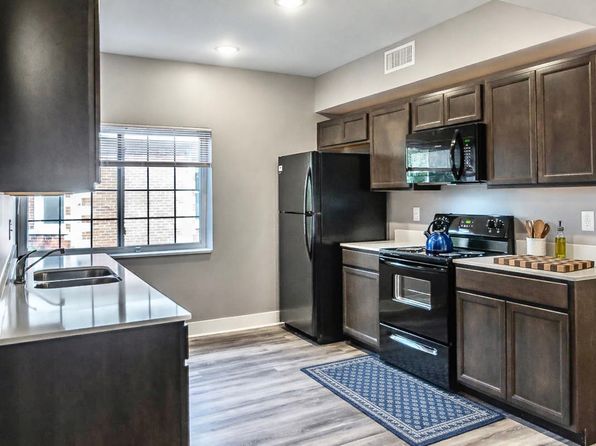 221 E Kirkwood Ave Ste C