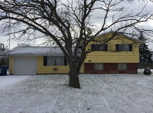 208 Meadow Ln, Sandusky, OH
