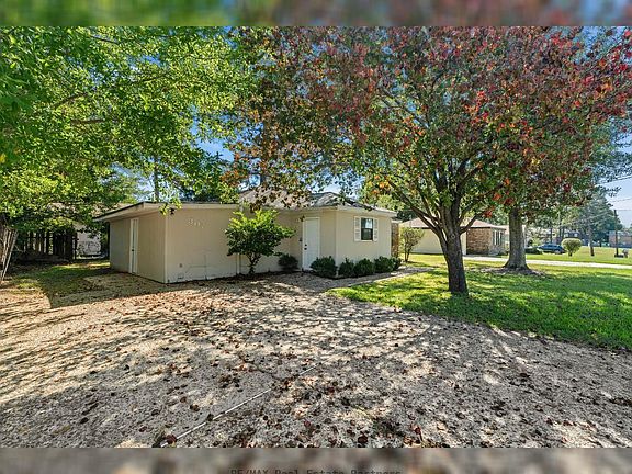 3rd image of 307 N 40th Ave