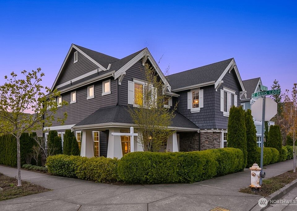 1st image of 1447 26th Avenue NE