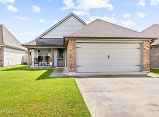 131 Rue Village Rd, Maurice, LA 70555