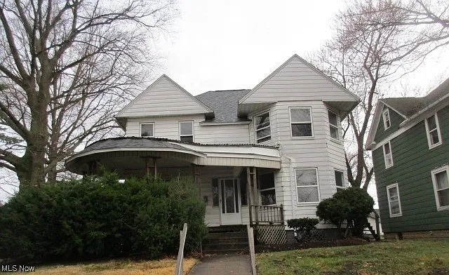 435 S McKinley Ave photo 1