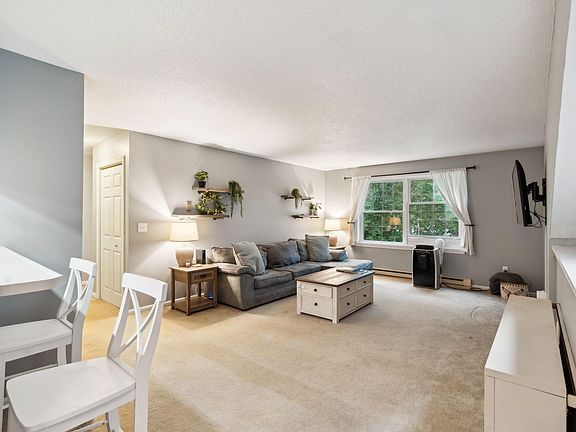 4th image of 161 Saco Avenue #108