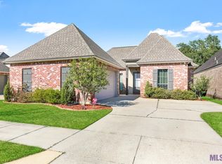 8343 Valencia Ct, Baton Rouge, LA 70810