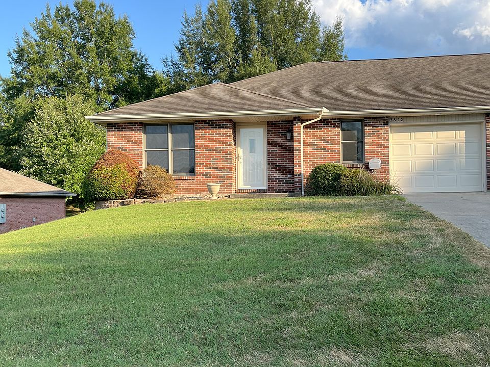1st image of 3822 Stonebridge Dr