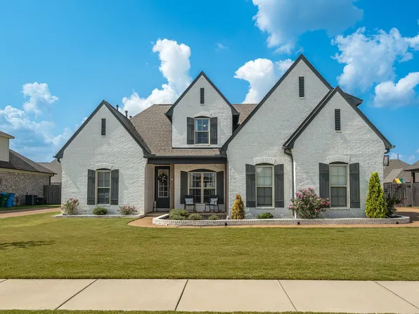 6417 Creekside Lake Dr, Arlington, TN 38002