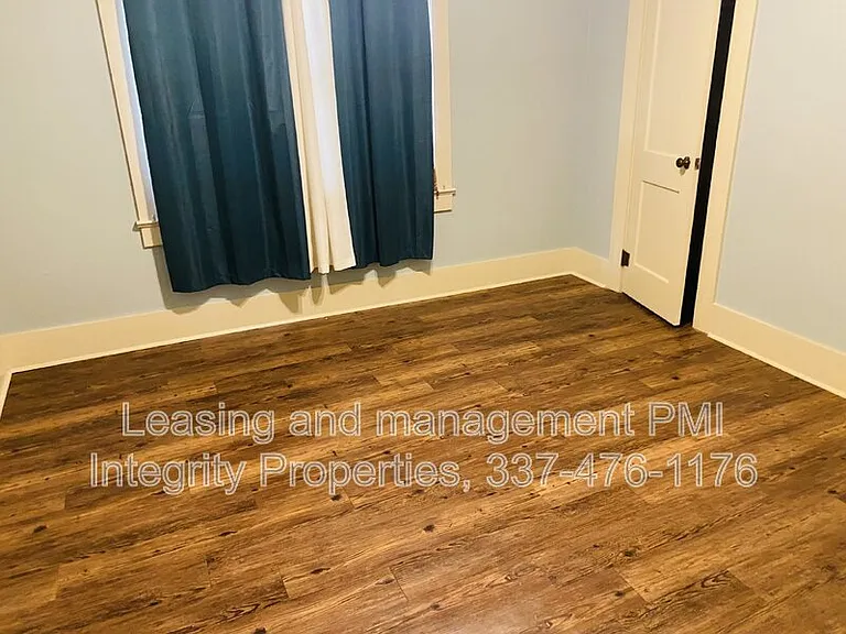 306 S Lee Ave — Photo 11