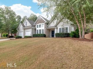 2915 Chadbourne Trl, Alpharetta, GA 30004