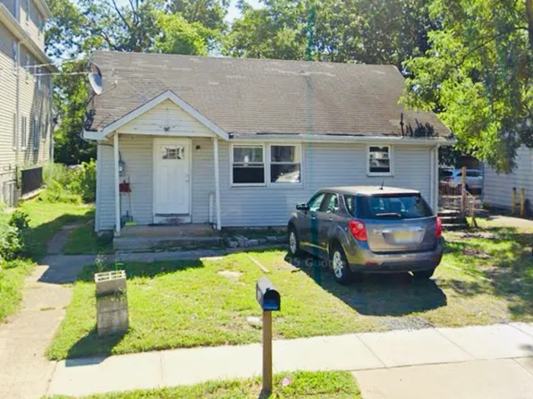 109 Arlington Avenue, Lakewood, NJ 08701