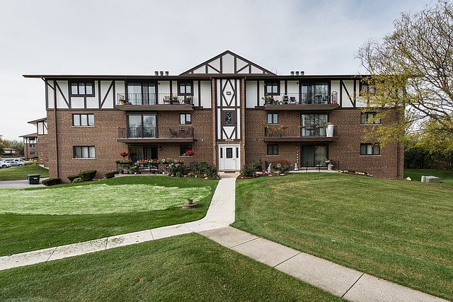 1st image of 11012 Theresa Cir