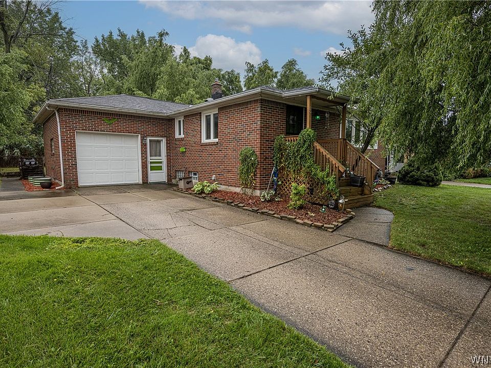 1st image of 89 Freda Ave