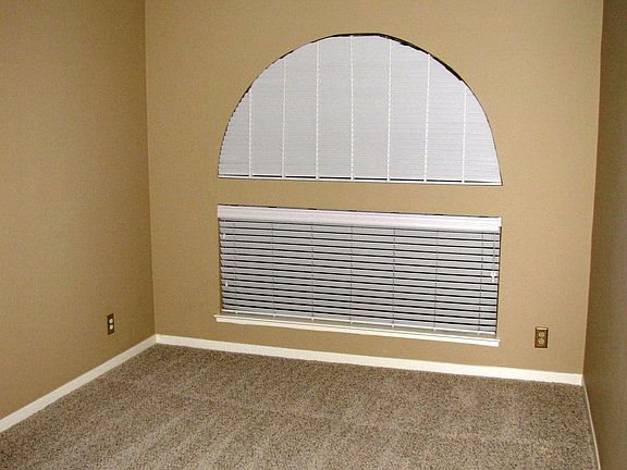 Upstairs Bedroom 1
