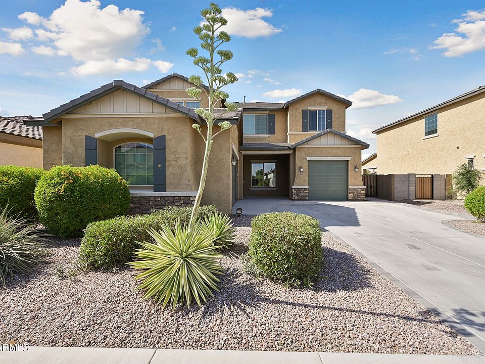 1st image of 1844 E Crescent Way