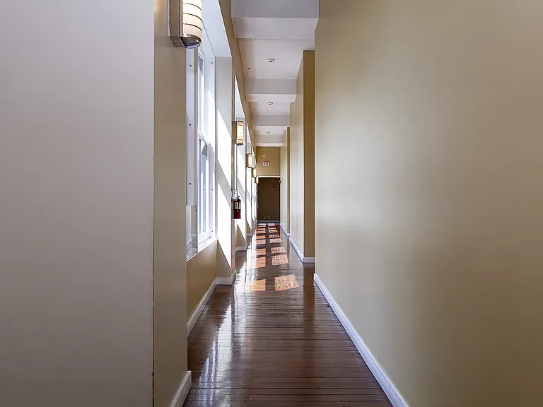 257 S Spring St #PHF — Photo 10