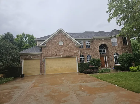 733 Woodbury Ct, Sugar Grove, IL 60554