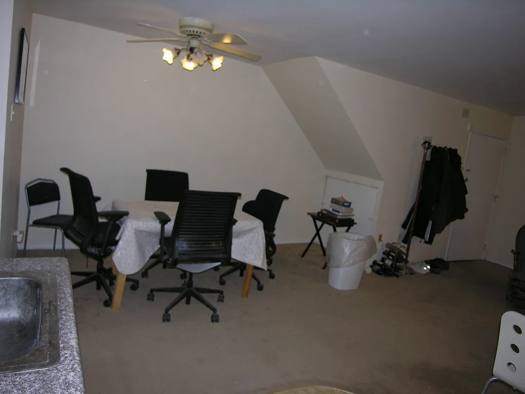 2 bed, 800 sqft, $1,675 — Photo 4