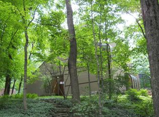 1489 Sugar Hill Ln, Sugarcreek Township, OH
