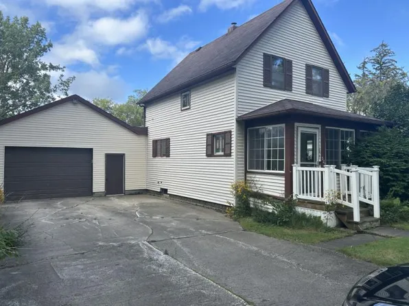 321 School St, Harbor Beach, MI 48441