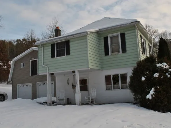 1248 Arbutus Dr, Lock Haven, PA 17745