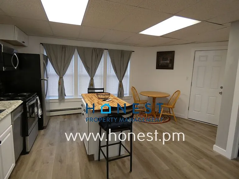 508 Water St #4 — Photo 3