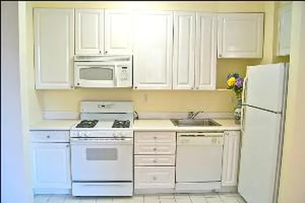 Rented by Corcoran | media 12