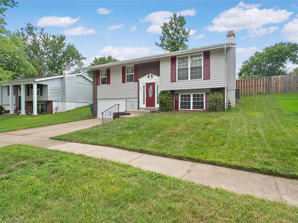 355 Village Creek Dr, Ballwin, MO 63021 MLS 22052788 Zillow