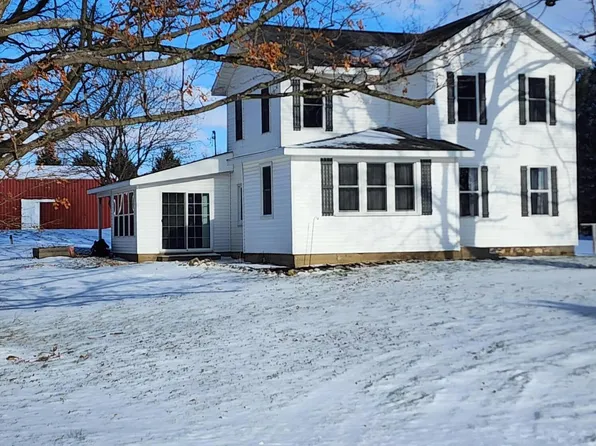 2247 H Dr S, East Leroy, MI 49051