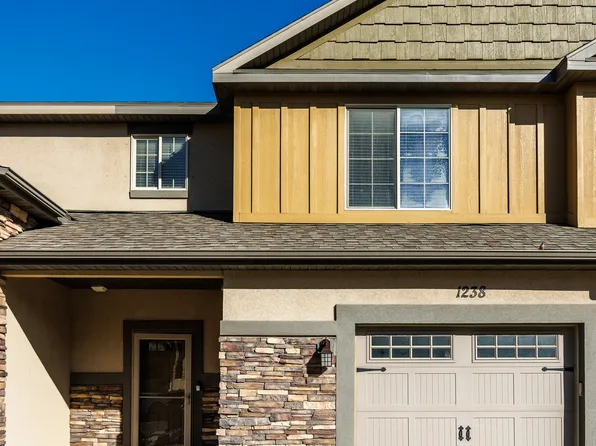 1238 N Baycrest Dr E, Saratoga Springs, UT 84045