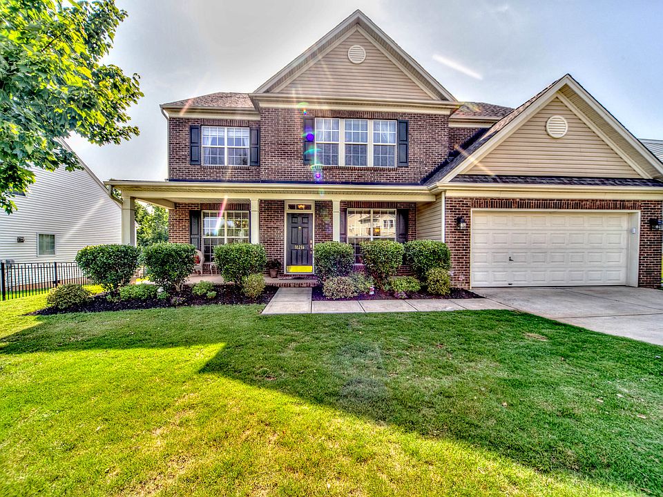 1st image of 10216 Tintinhull Dr