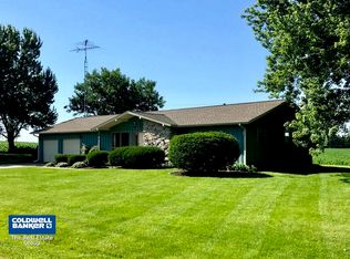 12952 Ellen Dr, Genoa, IL 60135