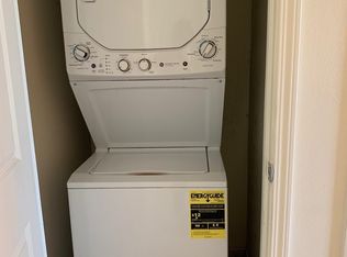 916 Shirley Pl APT E, Belgrade, MT 59714