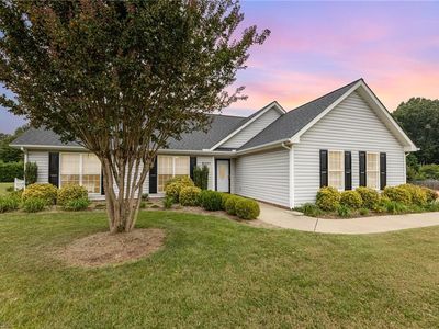 6141 Hickory Creek Rd, Winston Salem, NC, 27107