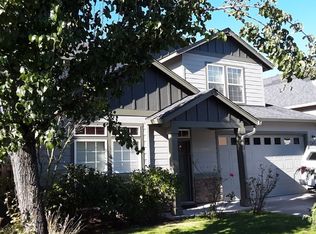 1365 42nd St, Washougal, WA 98671